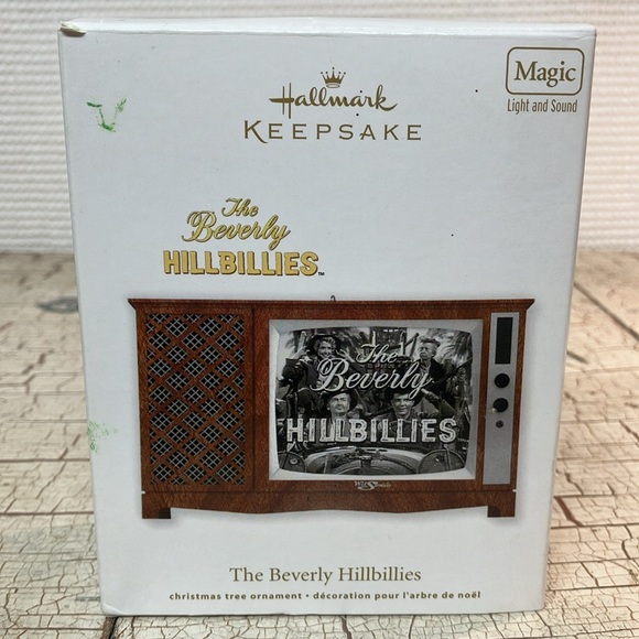 Hallmark Keepsake, The Beverly Hillbillies Christmas ornament - Picture 5 of 7